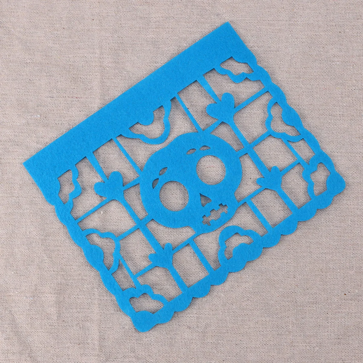 6Pcs Skull Pattern Decorations for Cinco De Mayo Party Multi-Colored Non-Woven Mexican Fiesta Banner Indoor Outdoor
6Pcs Skull Pattern Decorations for Cinco De Mayo Party Multi-Colored Non-Woven Mexican Fiesta Banner Indoor Outdoor