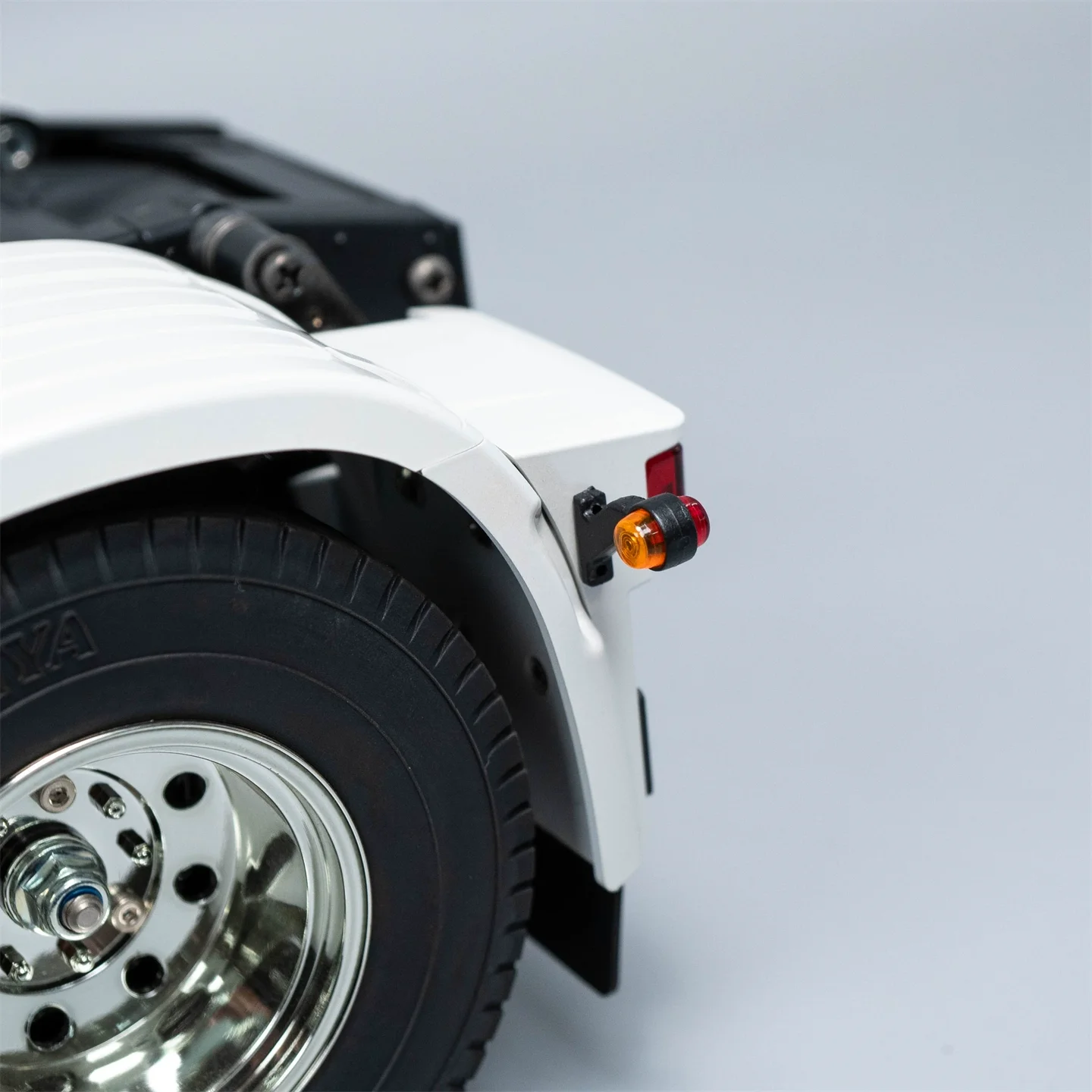 RC Model 2pcs LED 3V Width Indicator Light Side Lights For 1/14 Tamiya RC Truck For SCANIA 770S R620 Car DIY Parts Toys
RC Model 2pcs LED 3V Width Indicator Light Side Lights For 1/14 Tamiya RC Truck For SCANIA 770S R620 Car DIY Parts Toys