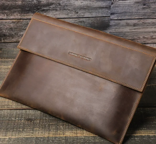 Leather protective cover magnetic buckle laptop 13.3-inch inner bag
Leather protective cover magnetic buckle laptop 13.3-inch inner bag