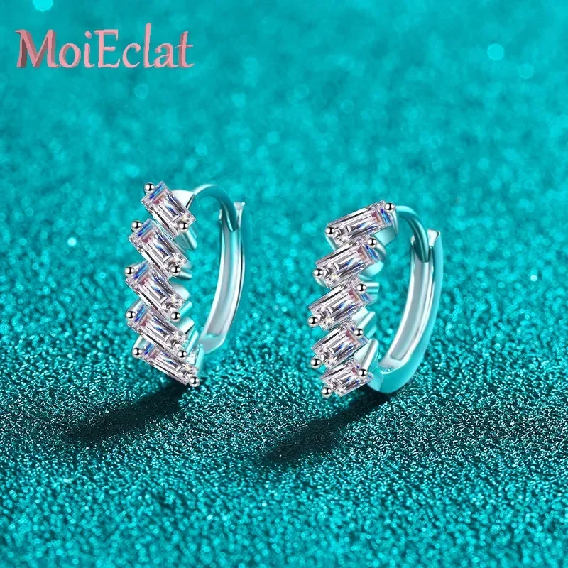 MoiEclat Store Platinum PT950 Temperament Ins Style Emerald Cut Rectangular Buttons 1.5ct Moissanite Hoop Earrings To Girlfriend
MoiEclat Store Platinum PT950 Temperament Ins Style Emerald Cut Rectangular Buttons 1.5ct Moissanite Hoop Earrings To Girlfriend