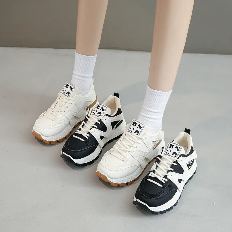 Women's Luxary Sneakers Vintage Platform Sports Shoes Women 2024 Autumn New Sports Running Casual Shoes Ladies Vulcanize Shoes
Women's Luxary Sneakers Vintage Platform Sports Shoes Women 2024 Autumn New Sports Running Casual Shoes Ladies Vulcanize Shoes