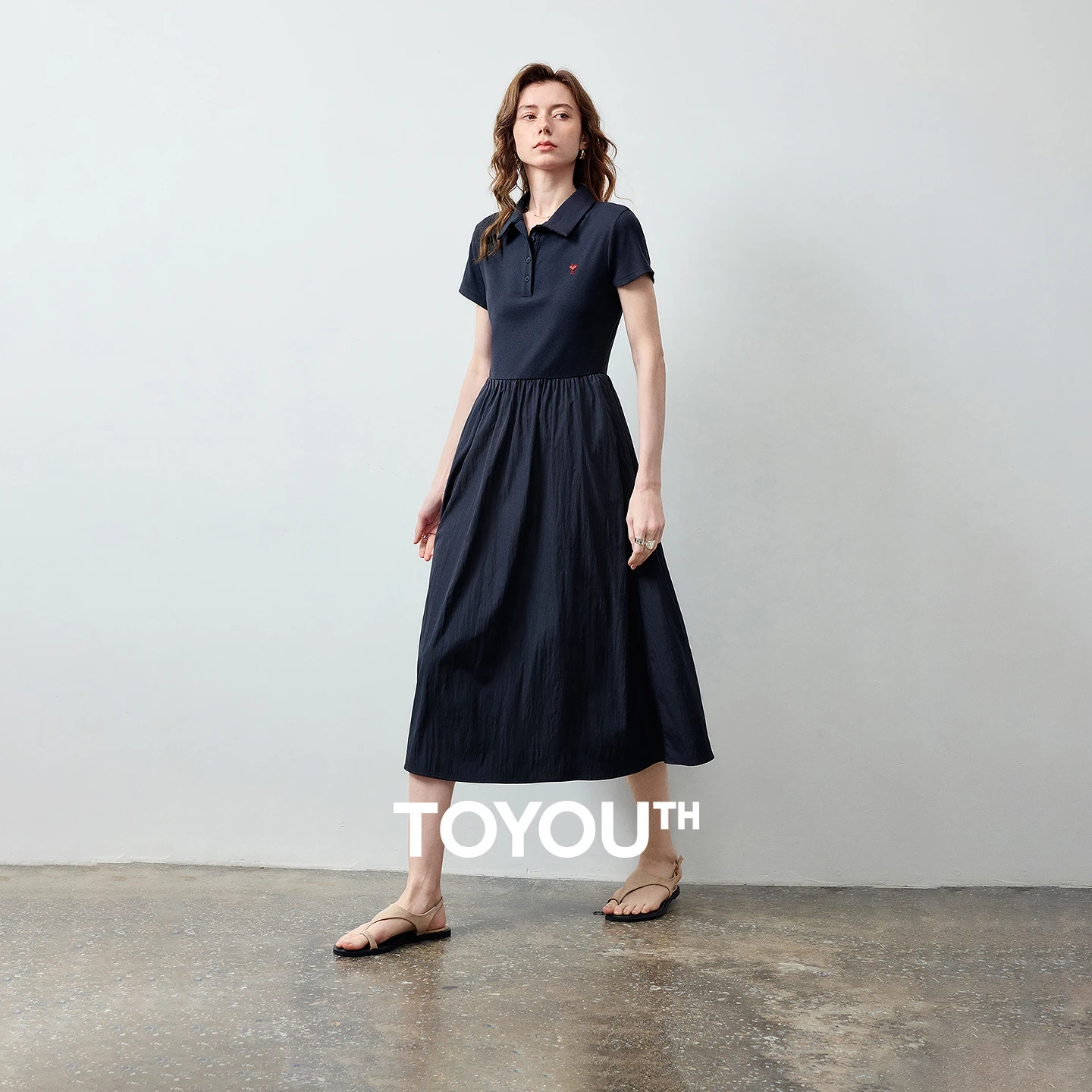 TOYOUTH Women Dress 2026 Summer New 5A Antibacterial Splicing Intellectual Sporty Style High Waist Midi Length Polo Dress
TOYOUTH Women Dress 2026 Summer New 5A Antibacterial Splicing Intellectual Sporty Style High Waist Midi Length Polo Dress