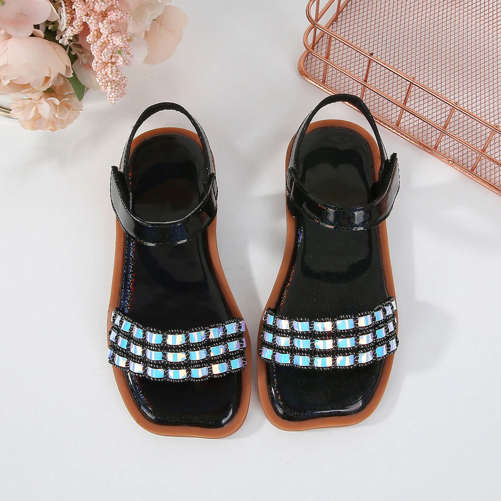 Girls Summer Sandals 2025 New Fashion Children Soft Sole Princess Shoes Stylish Casual Anti Slip Beach Shoes Sandals Size 26-36
Girls Summer Sandals 2025 New Fashion Children Soft Sole Princess Shoes Stylish Casual Anti Slip Beach Shoes Sandals Size 26-36