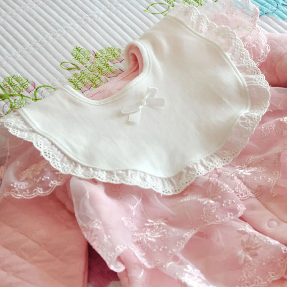 Cotton Baby Bib with Delicate Lace Edge Dining Bib for Infants Drool Protection Soft Breathable Fabric Stylish Outfit Matching
Cotton Baby Bib with Delicate Lace Edge Dining Bib for Infants Drool Protection Soft Breathable Fabric Stylish Outfit Matching