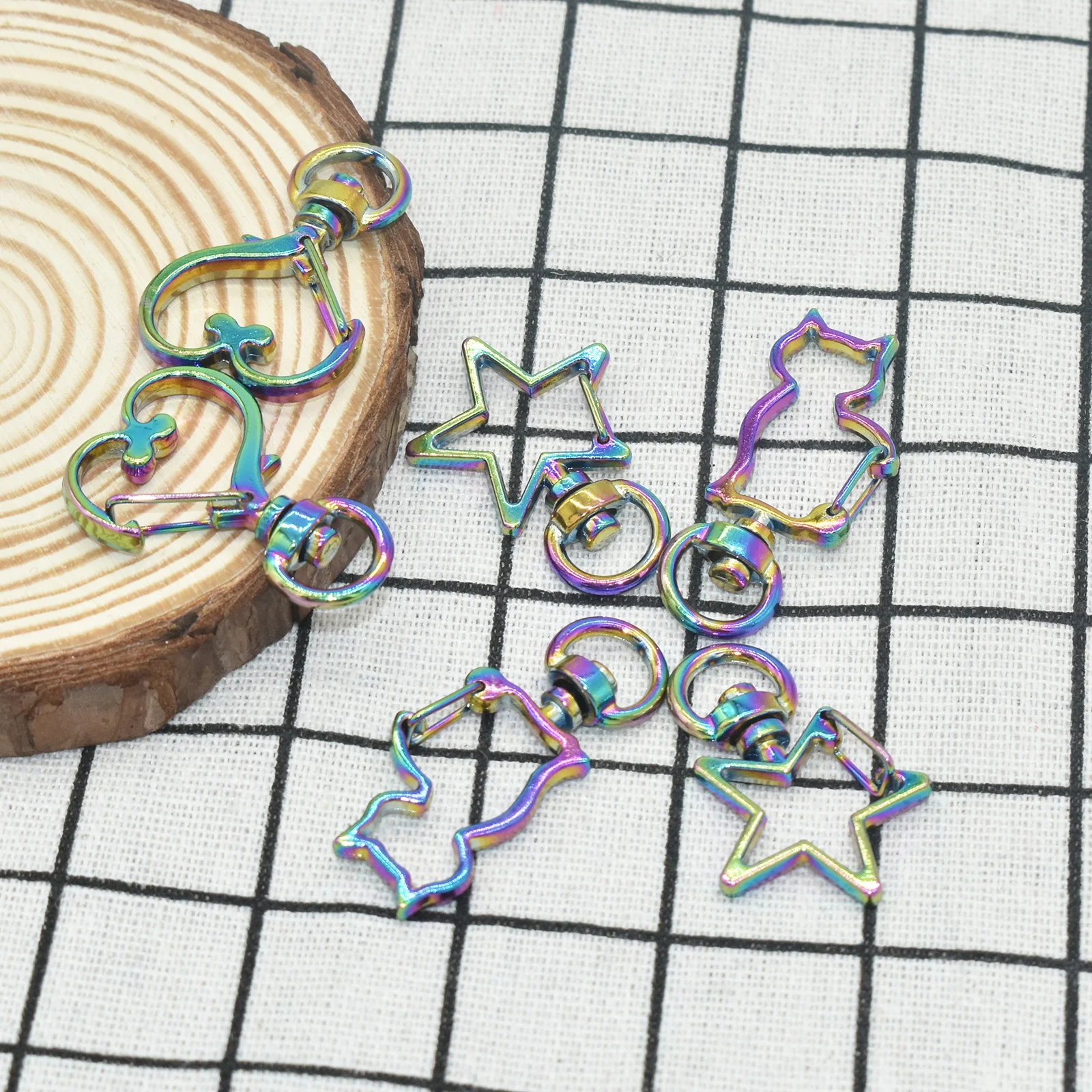 Rainbow Multi-Styles Swivel Snap Hook Metal Lobster Claw Clasps Spring Keychain Hook for Keychain Lanyard DIY Crafts Supplies
Rainbow Multi-Styles Swivel Snap Hook Metal Lobster Claw Clasps Spring Keychain Hook for Keychain Lanyard DIY Crafts Supplies