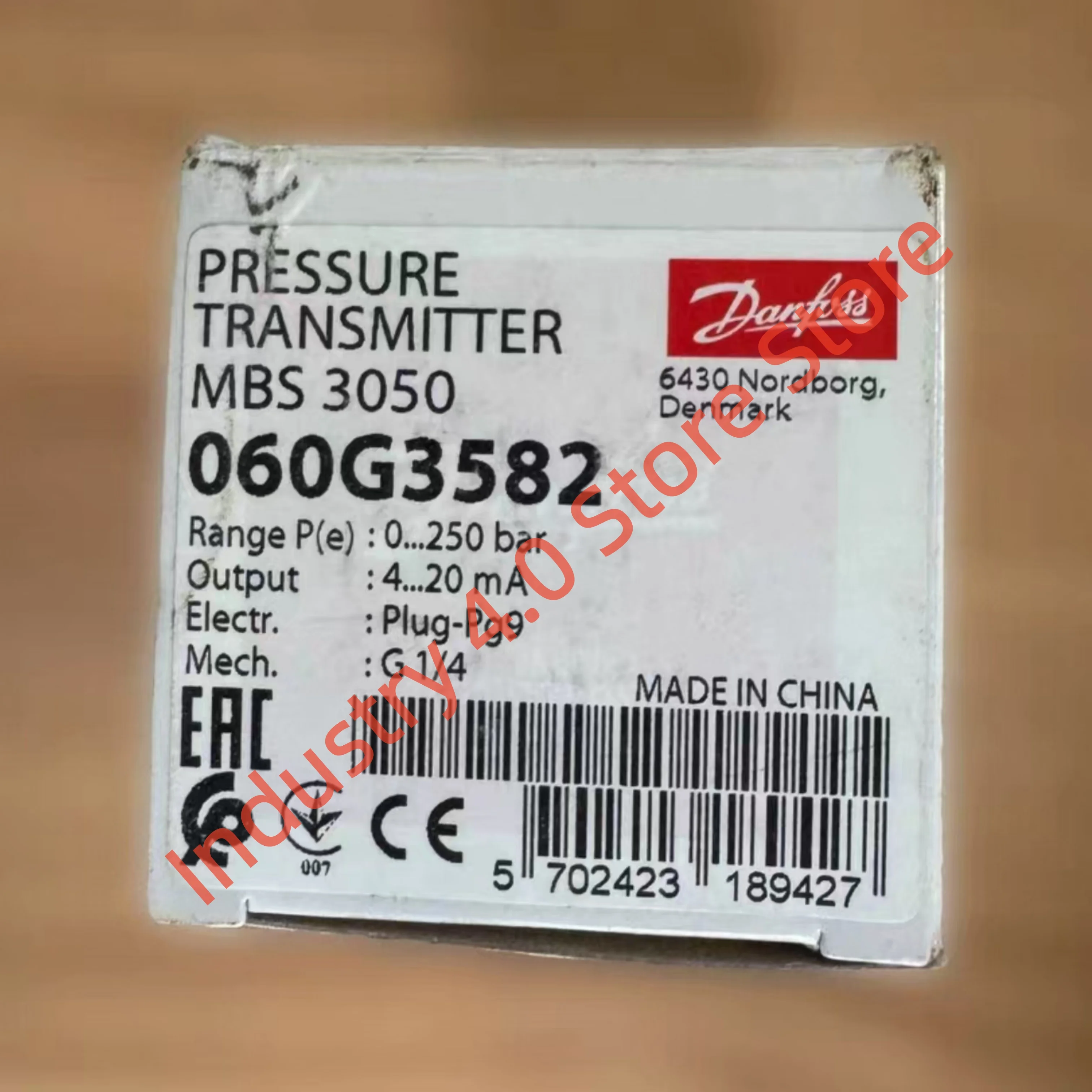 Датчик давления 060G3582 MBS3050 060G3583 MBS3050 060G3596 MBS3000 новый в упаковке
Датчик давления 060G3582 MBS3050 060G3583 MBS3050 060G3596 MBS3000 новый в упаковке