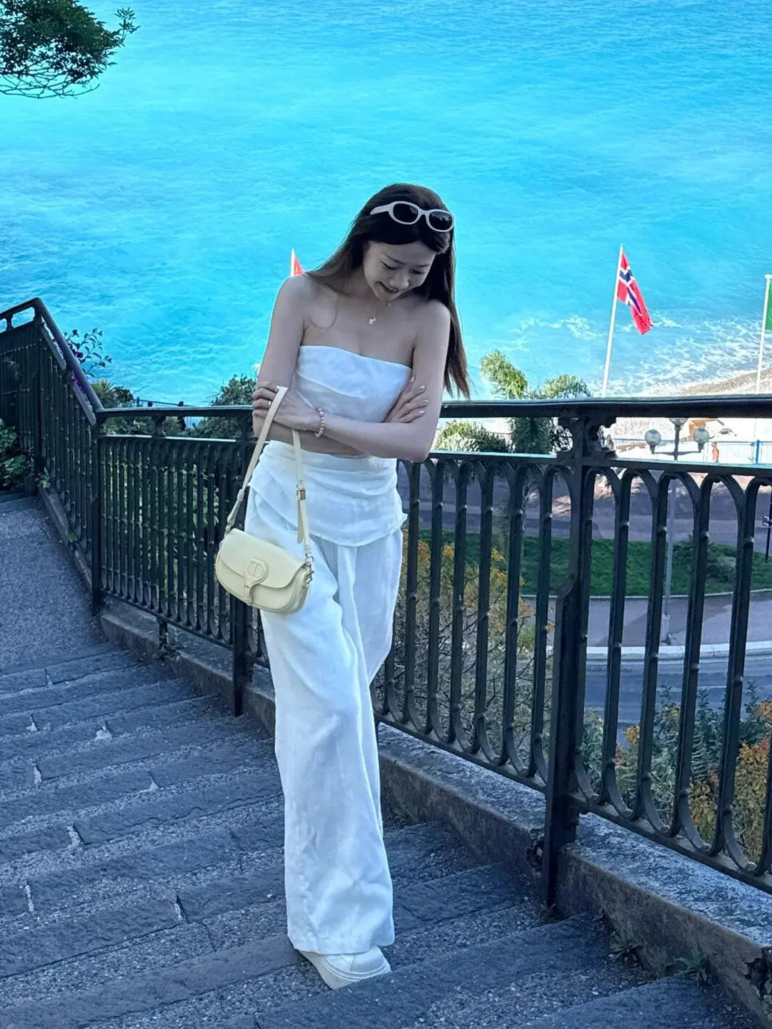 Stylish White Slimming Design Women's Summer 2026 Fashion Set Wide Leg Pants High Waist Long Pants No Sleeve Top Bottoms
Stylish White Slimming Design Women's Summer 2026 Fashion Set Wide Leg Pants High Waist Long Pants No Sleeve Top Bottoms