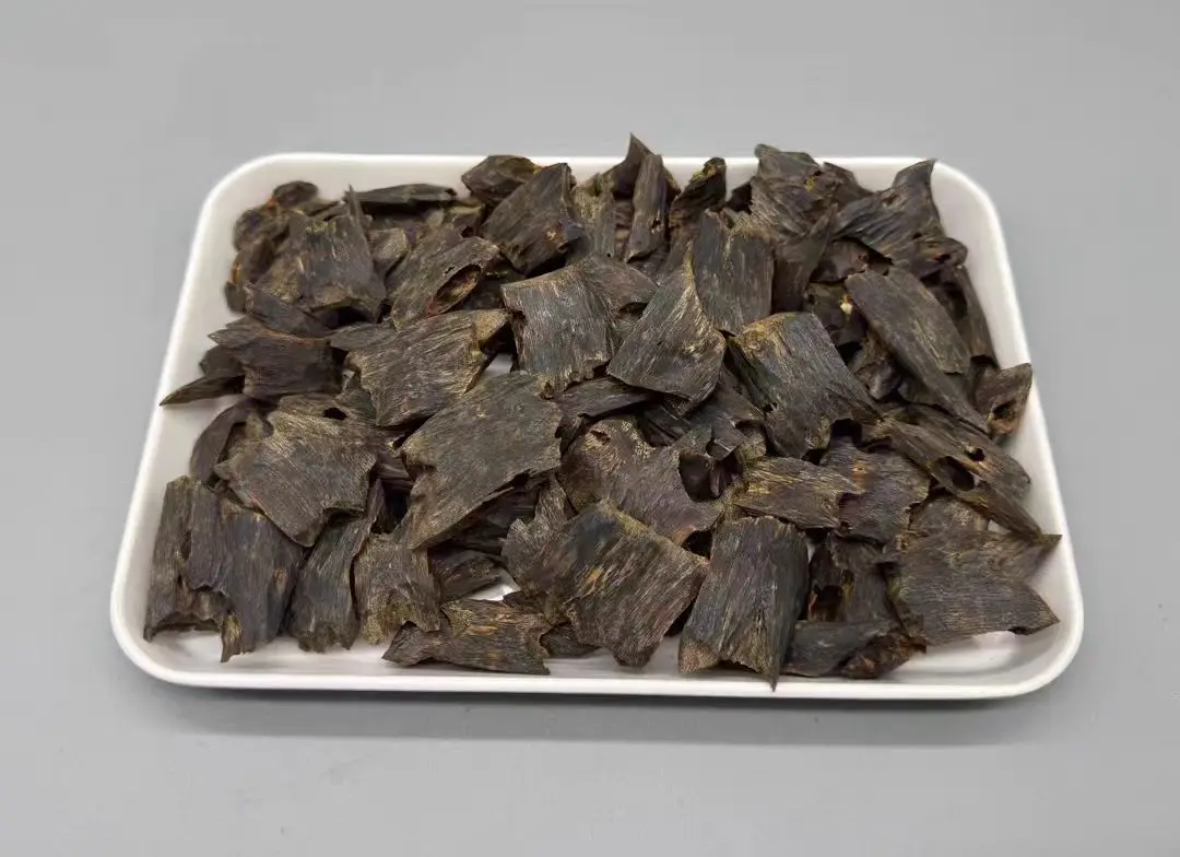 Natural Vietnamese Agarwood Chips (Oud Wood), Premium Aromatic Resin for MeditationReligious, Handmade Traditional Craftsmanship
Natural Vietnamese Agarwood Chips (Oud Wood), Premium Aromatic Resin for MeditationReligious, Handmade Traditional Craftsmanship