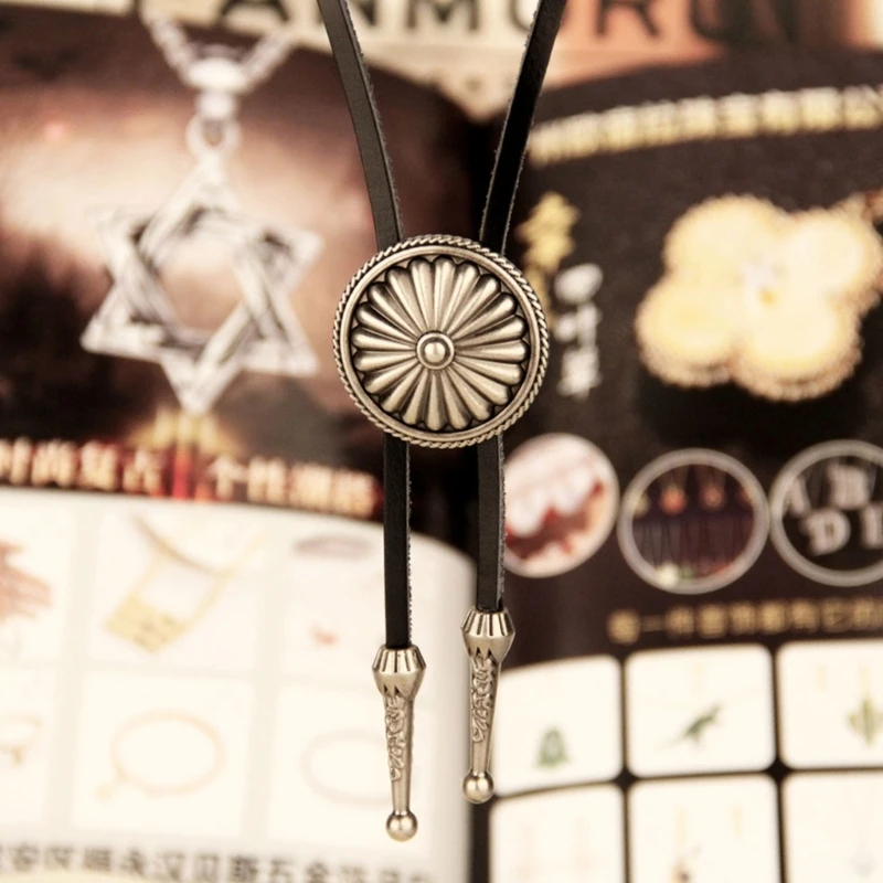 1pc Western Bolo Tie Vintage Bolo Tie Round Bolo Tie Necklace Cowboy Leather Necktie Cowboy Tie Sweater Chain Necklace
1pc Western Bolo Tie Vintage Bolo Tie Round Bolo Tie Necklace Cowboy Leather Necktie Cowboy Tie Sweater Chain Necklace