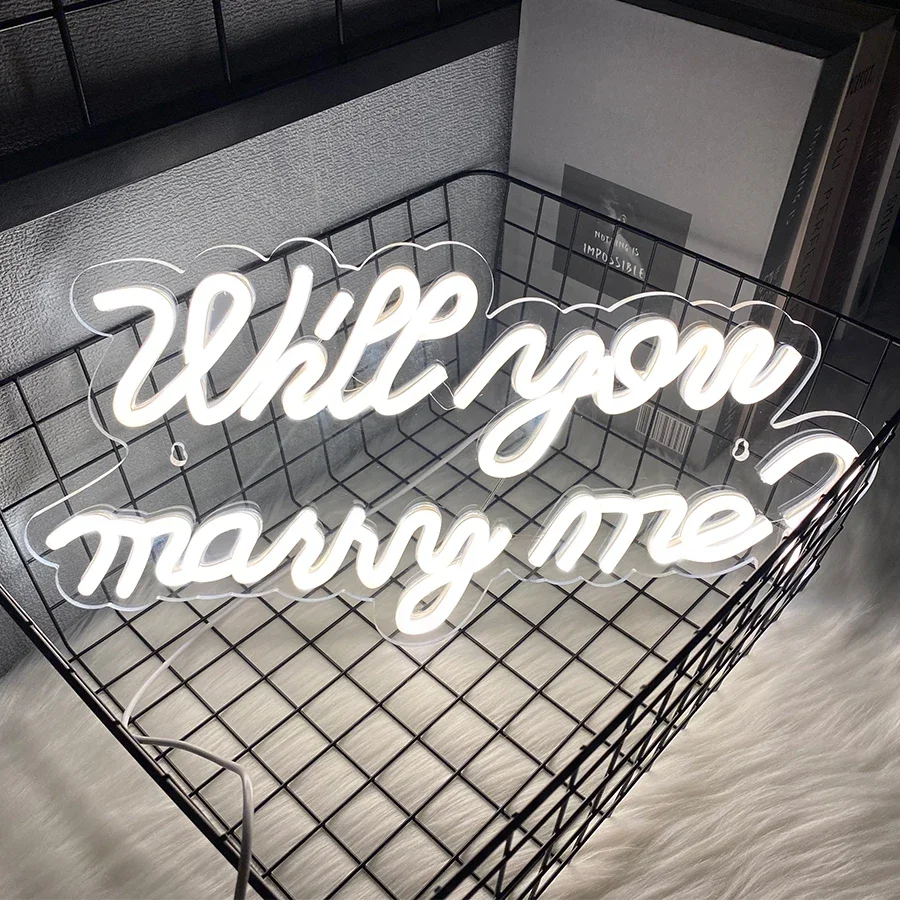 Неоновая вывеска Will You Marry Me для декора стен, используемая для свадеб, помолвок, подарков на день рождения, украшения для спальни.
Неоновая вывеска Will You Marry Me для декора стен, используемая для свадеб, помолвок, подарков на день рождения, украшения для спальни.