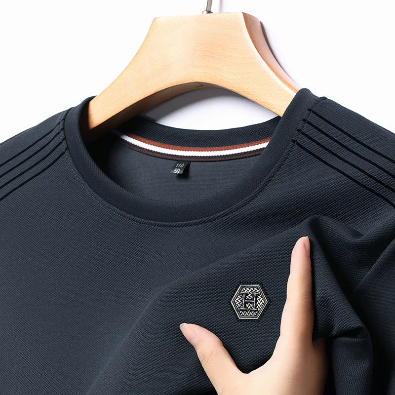 Мужская роскошная брендовая футболка с длинными рукавами и принтом бриллиантов, весенне-осенняя модная повседневная удобная мужская одежда с круглым вырезом
Мужская роскошная брендовая футболка с длинными рукавами и принтом бриллиантов, весенне-осенняя модная повседневная удобная мужская одежда с круглым вырезом