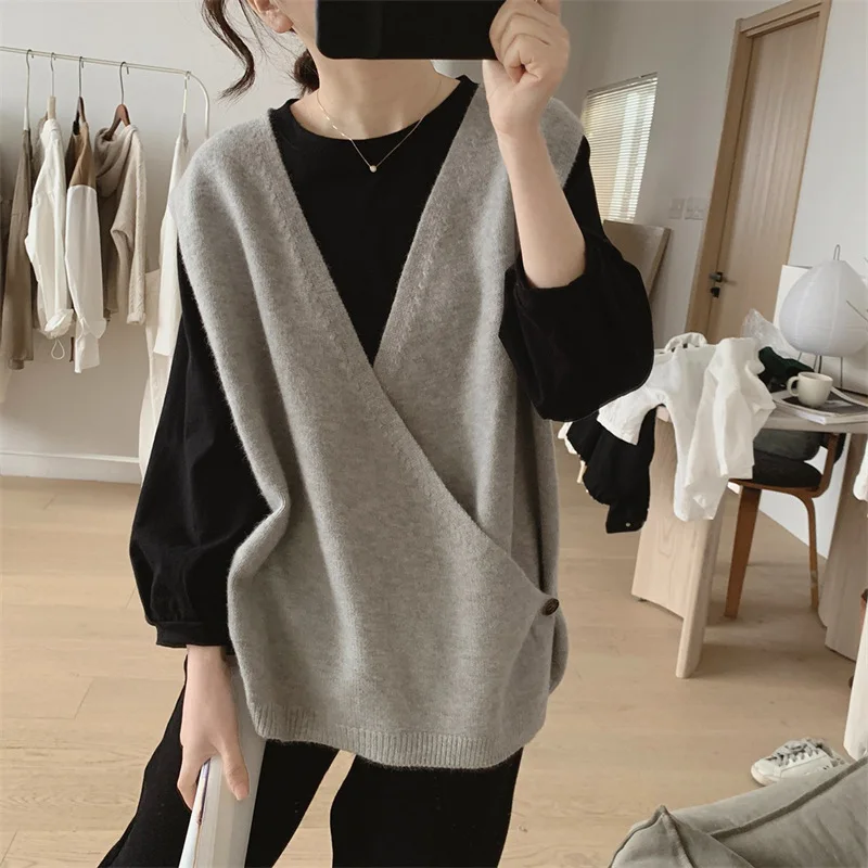 New Autumn/Winter Fashion Casual Sleeveless V-neck Knitting Solid Color Loose Fit Vest,4 Colors
New Autumn/Winter Fashion Casual Sleeveless V-neck Knitting Solid Color Loose Fit Vest,4 Colors