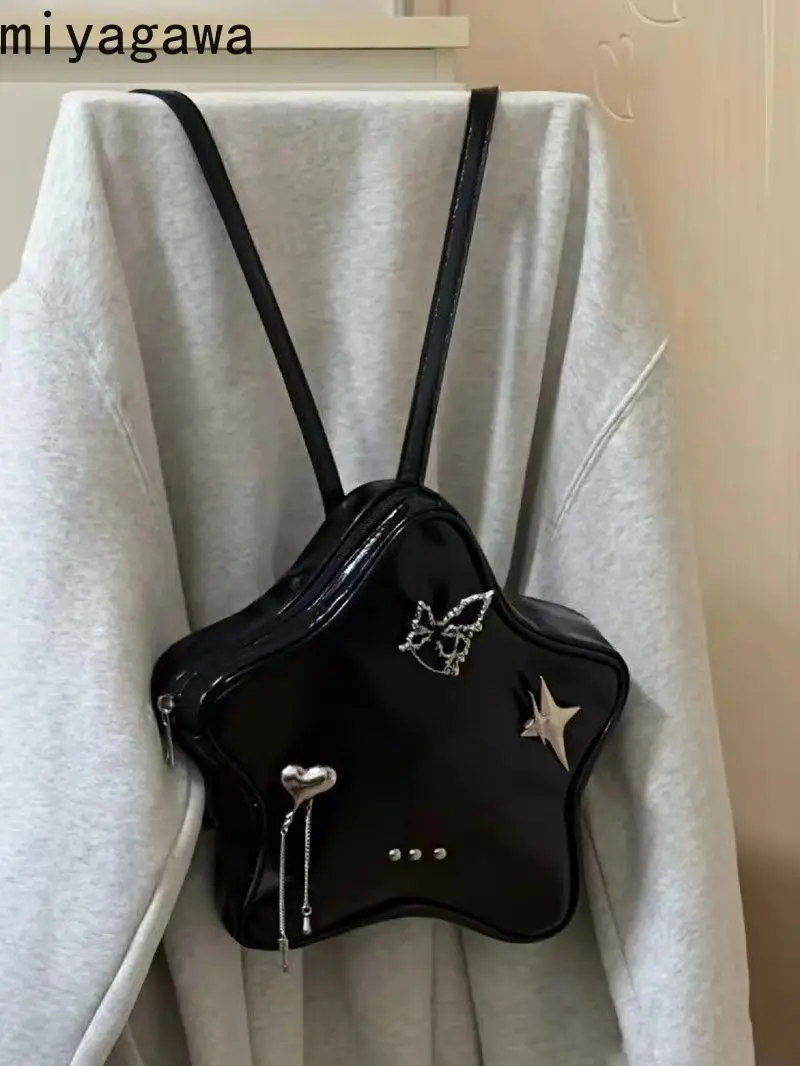Miyagawa Sweet Cool Spicy Girl Style Нишевый модный рюкзак с пятиугольной звездой Повседневная сумка на одно плечо
Miyagawa Sweet Cool Spicy Girl Style Нишевый модный рюкзак с пятиугольной звездой Повседневная сумка на одно плечо