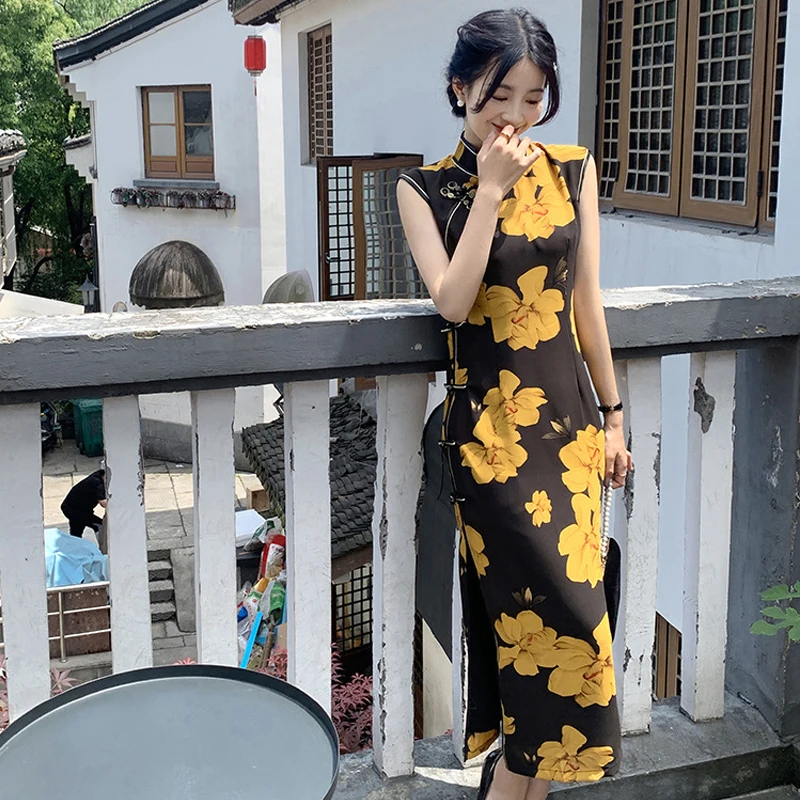 Yellow Print Long Vestidos Retro Improvement Qipao Traditional Chinese Cheongsam 2024 Summer New Dress Elegant Temperament Qipao
Yellow Print Long Vestidos Retro Improvement Qipao Traditional Chinese Cheongsam 2024 Summer New Dress Elegant Temperament Qipao