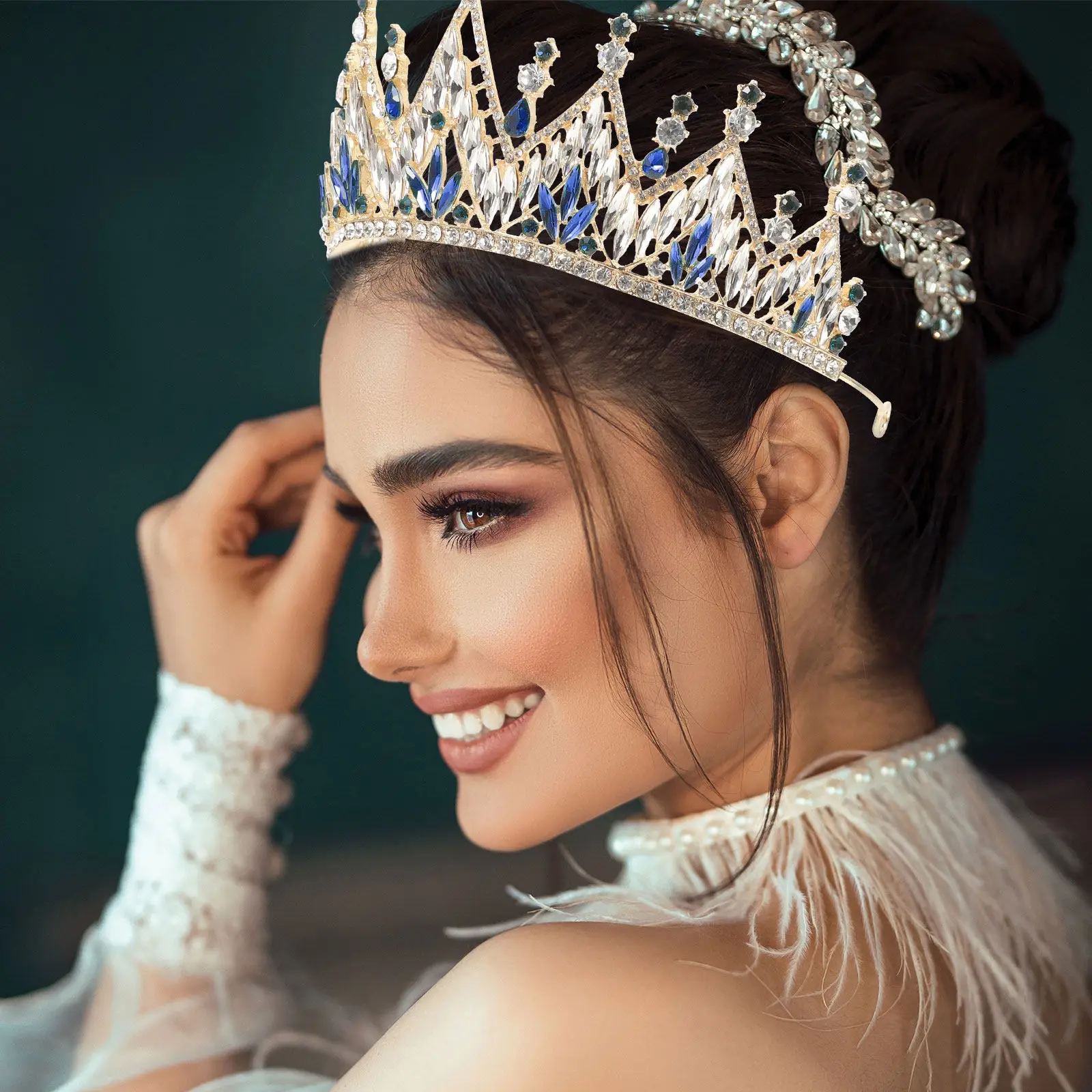 Bride Crown Rhinestone Wedding Tiara Baroque Style Bridal Crown Party Headdress Elegant Hair Accessories for Bride Banquets
Bride Crown Rhinestone Wedding Tiara Baroque Style Bridal Crown Party Headdress Elegant Hair Accessories for Bride Banquets