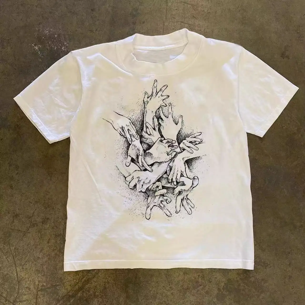 Hip Hop Men Streetwear Vintage Summer T-Shirt Anime Graphic T Shirt Men Harajuku Cotton Casual Short Sleeve Loose Vintage Tops
Hip Hop Men Streetwear Vintage Summer T-Shirt Anime Graphic T Shirt Men Harajuku Cotton Casual Short Sleeve Loose Vintage Tops