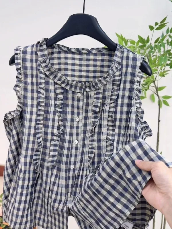 Loose Korean Style Grid Pattern Sleeveless Vest round Neck Shirt Design Summer Women's Top Wooden Ruffle Design Casual Wear
Loose Korean Style Grid Pattern Sleeveless Vest round Neck Shirt Design Summer Women's Top Wooden Ruffle Design Casual Wear