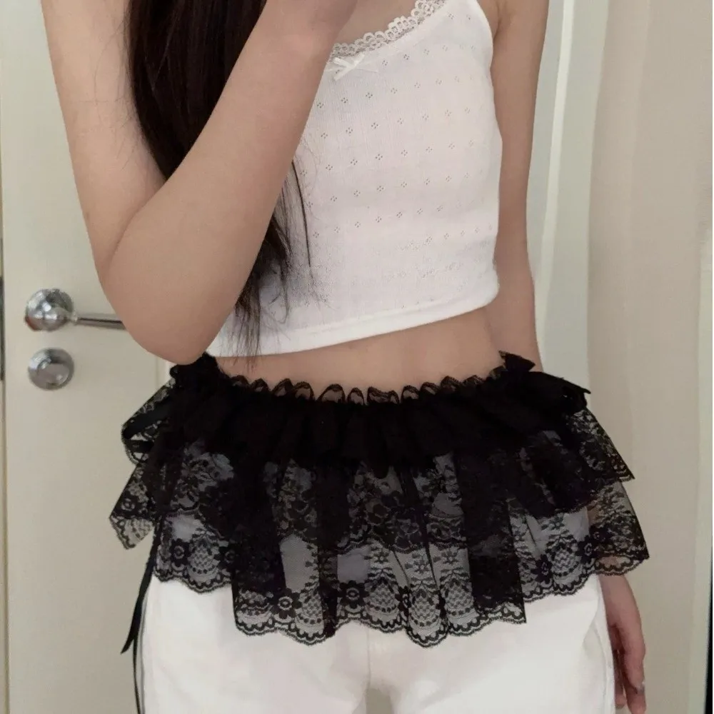Elegant Y2k Lace Mini Skirt Short Korean Style Gauze Skirt Lolita Trim Butt Curtain Skirt Ruffled Edge Skirt Streetwear
Elegant Y2k Lace Mini Skirt Short Korean Style Gauze Skirt Lolita Trim Butt Curtain Skirt Ruffled Edge Skirt Streetwear
