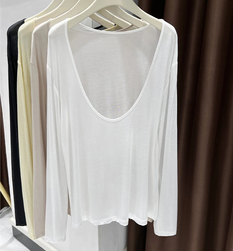 Yellow ice silk sunscreen blouse for women in summer with two-way wear, thin and loose T-shirt, oversized low-neck top with susp
Yellow ice silk sunscreen blouse for women in summer with two-way wear, thin and loose T-shirt, oversized low-neck top with susp