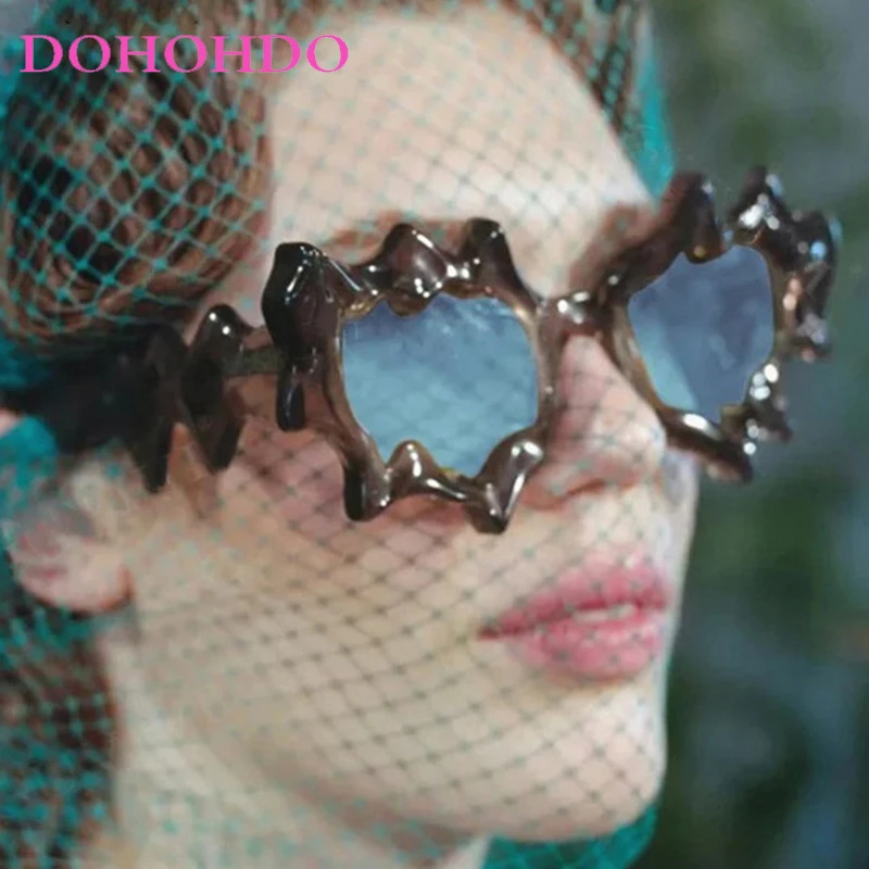 Fashion Luxury Punk Irregular Candy Color Sunglasses Men Women Trend Brand Designer Outdoors Street Photography Sunglasses UV400
Fashion Luxury Punk Irregular Candy Color Sunglasses Men Women Trend Brand Designer Outdoors Street Photography Sunglasses UV400