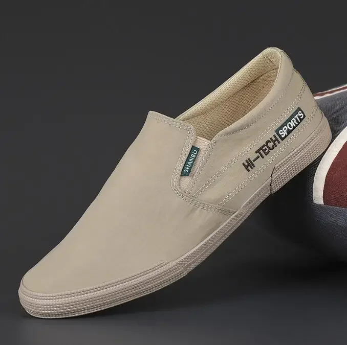 New Men's Fashion Casual Shoes Pure Color Trendy Slip-On Lazy Person's Shoes Versatile Canvas Flat Bottom Board Shoes
New Men's Fashion Casual Shoes Pure Color Trendy Slip-On Lazy Person's Shoes Versatile Canvas Flat Bottom Board Shoes