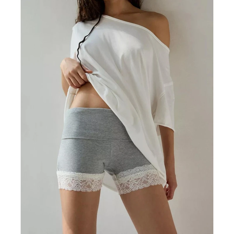 Womens Slim Fit Elastic High Rise Foldover Waist Bottoms with Wide Floral Lace Trim Patchwork Athletic Yoga Shorts
Womens Slim Fit Elastic High Rise Foldover Waist Bottoms with Wide Floral Lace Trim Patchwork Athletic Yoga Shorts
