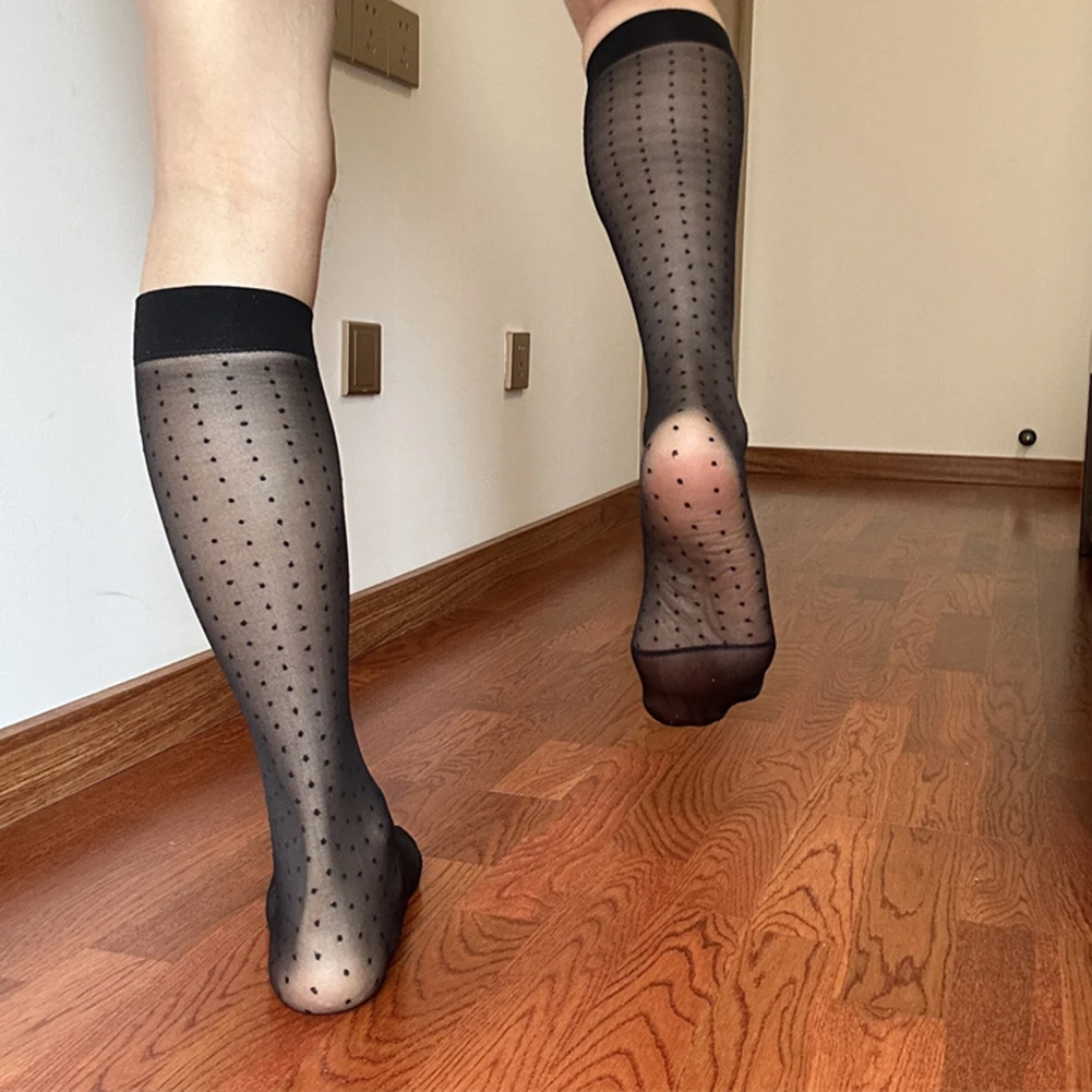 Модные мужские дышащие легкие деловые чулки в горошек, повседневные деловые носки средней длины для мужчин
Модные мужские дышащие легкие деловые чулки в горошек, повседневные деловые носки средней длины для мужчин