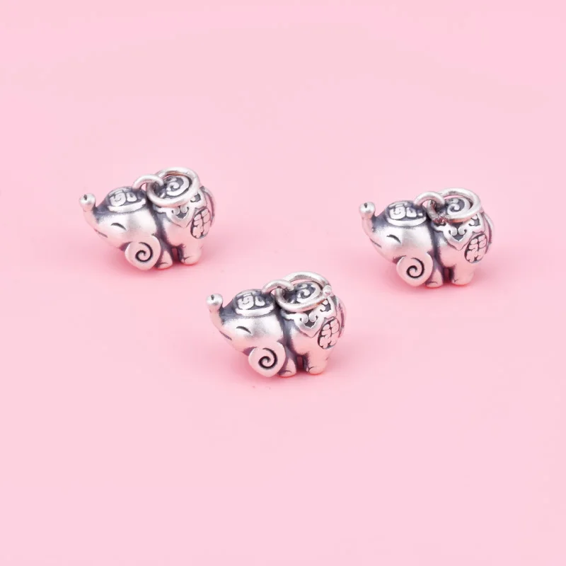 Серебряный кулон S990, удача, летающий слон, слон, милый подарок с животными, «сделай сам», веревочные аксессуары
Серебряный кулон S990, удача, летающий слон, слон, милый подарок с животными, «сделай сам», веревочные аксессуары