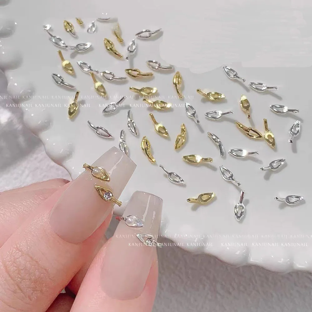 50pcs Woven Twist Metal Nail Charms 3D Irregular Japanese Punk Style Nail Studs Decoration Ins Style For Nail Tips Jewelry Parts
50pcs Woven Twist Metal Nail Charms 3D Irregular Japanese Punk Style Nail Studs Decoration Ins Style For Nail Tips Jewelry Parts