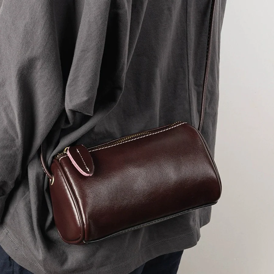 Luxury Designer Handbags For Women New High Quality Barrel Shape Retro Personality Soild Color Portable Shoulder Crossbody Bags
Luxury Designer Handbags For Women New High Quality Barrel Shape Retro Personality Soild Color Portable Shoulder Crossbody Bags
