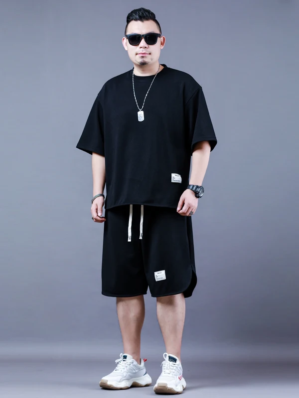 Летний комплект из двух предметов: футболка с круглым вырезом и прямые брюки с эластичным поясом, повседневные, больших размеров, для мужчин.
Летний комплект из двух предметов: футболка с круглым вырезом и прямые брюки с эластичным поясом, повседневные, больших размеров, для мужчин.