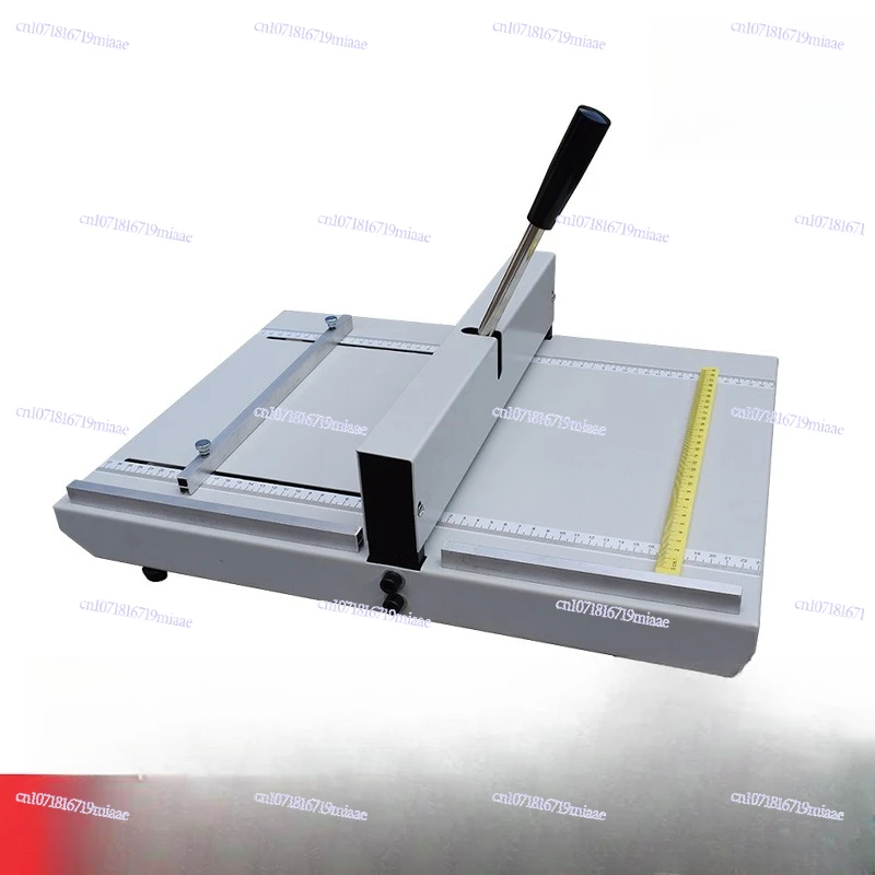 Machine Photo Book Album Greeting Card Cover Folding Press Indentation Machine 480 Manual A3 + 46cm Crease
Machine Photo Book Album Greeting Card Cover Folding Press Indentation Machine 480 Manual A3 + 46cm Crease