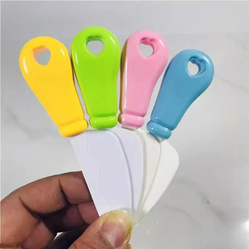 Пластиковый игрушечный нож для фруктов Non-Let для раннего развития детей, для детского сада, для имитации резки овощей и фруктов вручную.
Пластиковый игрушечный нож для фруктов Non-Let для раннего развития детей, для детского сада, для имитации резки овощей и фруктов вручную.