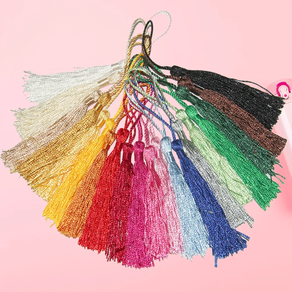 100pcs Chinese Knot Tassels Pendant with Loop DIY Crafts for Jewelry Making Bookmark Keychain Curtain (Random Color)
100pcs Chinese Knot Tassels Pendant with Loop DIY Crafts for Jewelry Making Bookmark Keychain Curtain (Random Color)