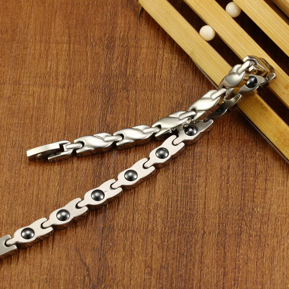 Titanium Steel Magnetic Bracelet Women Earth Tones Classmates Father Wristband Chain Health Accessories Trendy Gift
Titanium Steel Magnetic Bracelet Women Earth Tones Classmates Father Wristband Chain Health Accessories Trendy Gift