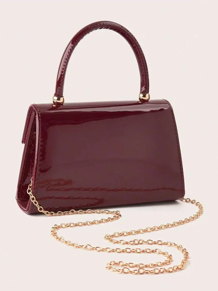 Elegant Patent Leather Evening Handbag With Chain Strap For Women
Elegant Patent Leather Evening Handbag With Chain Strap For Women