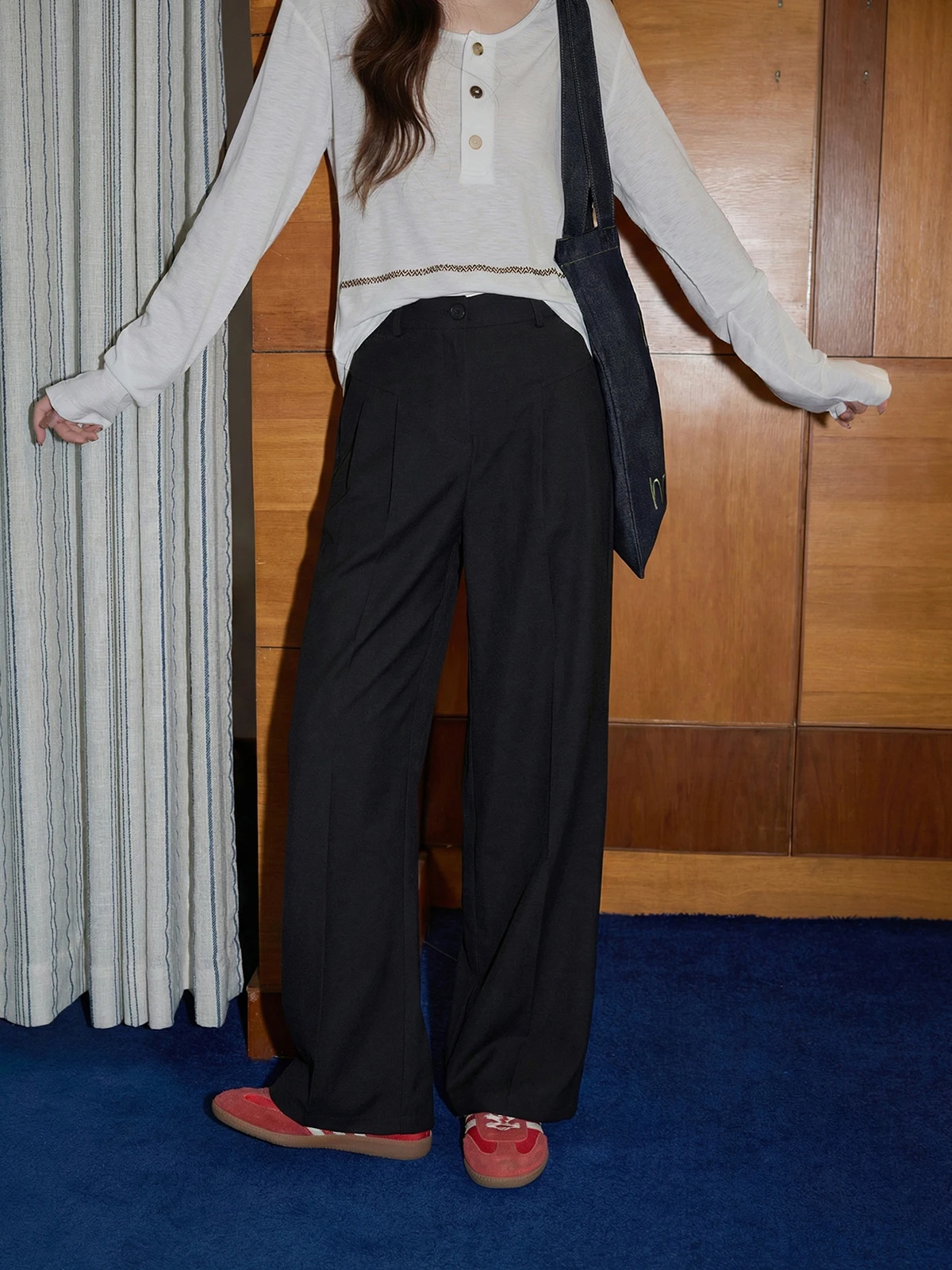 Женские брюки Bla с высокой талией, широкие, прямые, свободные, повседневные, длинные, весенняя новинка, универсальные, стройнящие
Женские брюки Bla с высокой талией, широкие, прямые, свободные, повседневные, длинные, весенняя новинка, универсальные, стройнящие