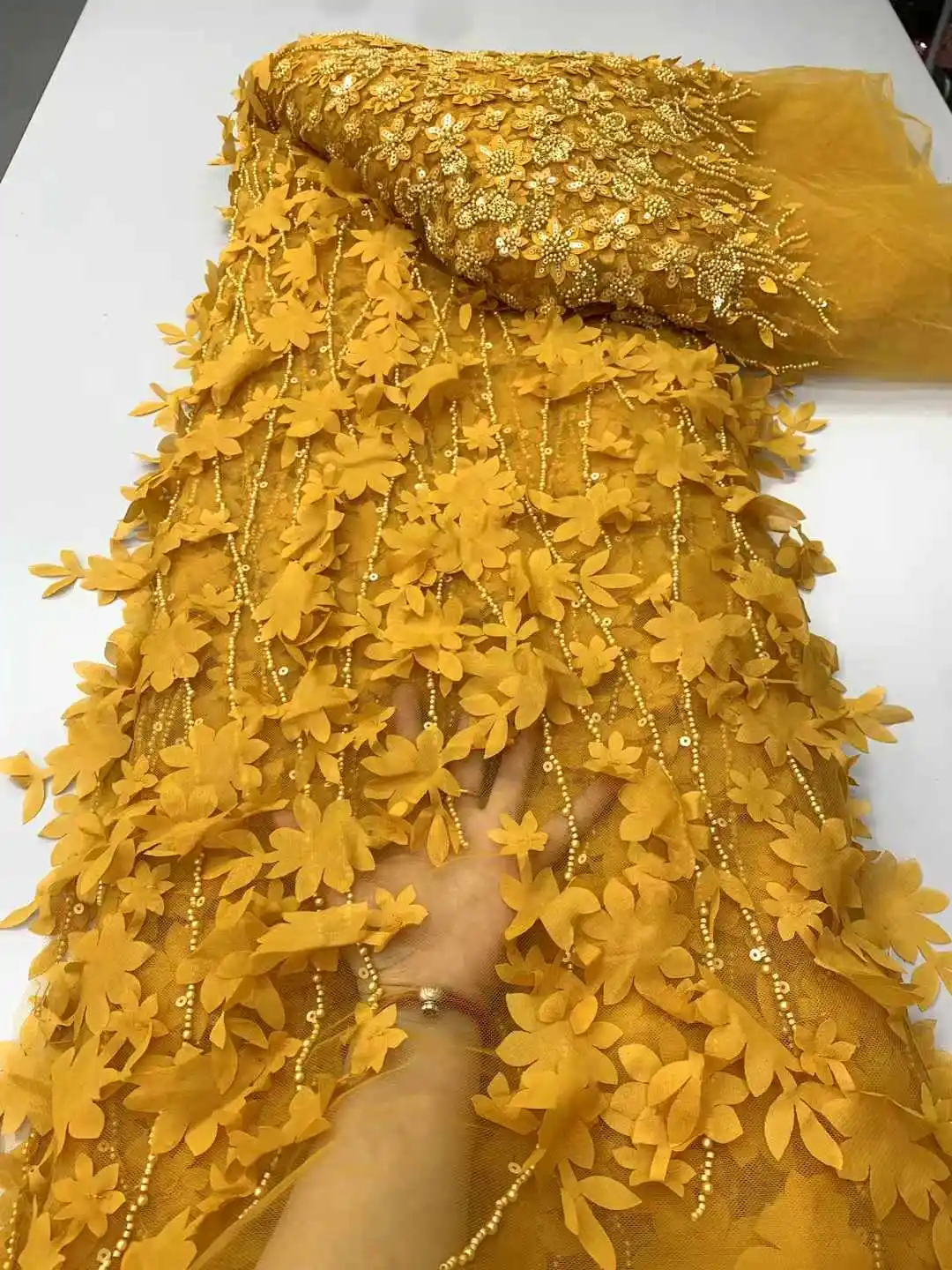 African Mesh 3D Flower Lace Fabric Nigerian Beads Lace Fabric 2025 High Quality French Nigeria For Party Wedding Sewing Dresses
African Mesh 3D Flower Lace Fabric Nigerian Beads Lace Fabric 2025 High Quality French Nigeria For Party Wedding Sewing Dresses