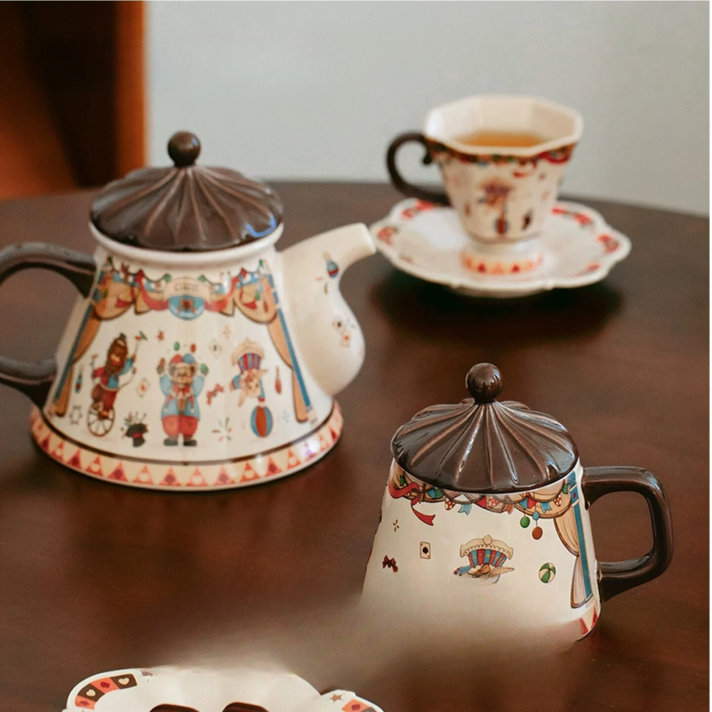 PYH retro ceramic pot teapot high temperature resistant home office coffee cup saucer with lid mug gift box
PYH retro ceramic pot teapot high temperature resistant home office coffee cup saucer with lid mug gift box