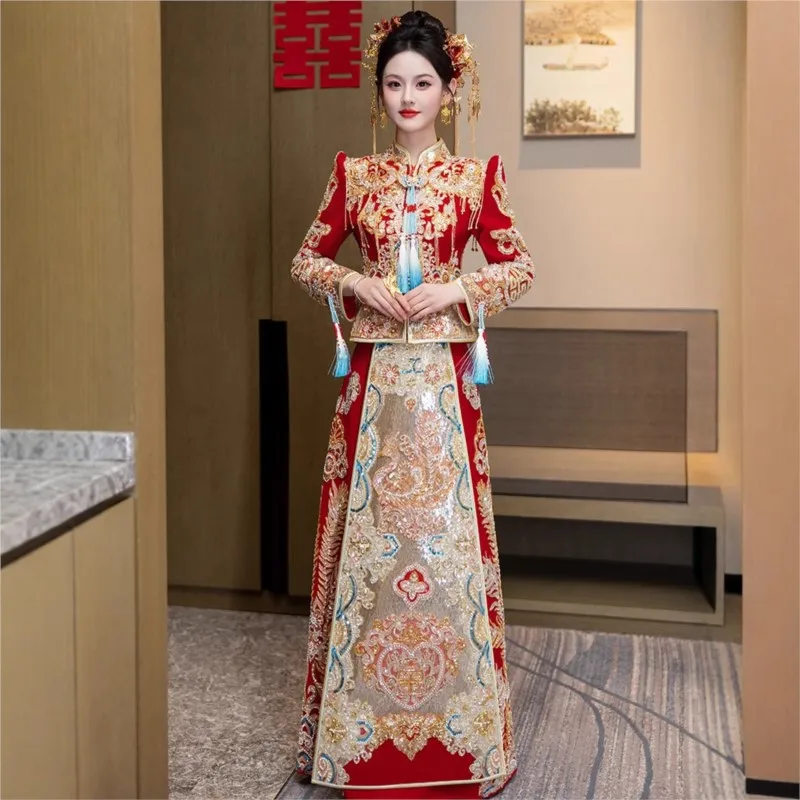 New velvet Chinese-style luxurious wedding attire for toasting 
New velvet Chinese-style luxurious wedding attire for toasting