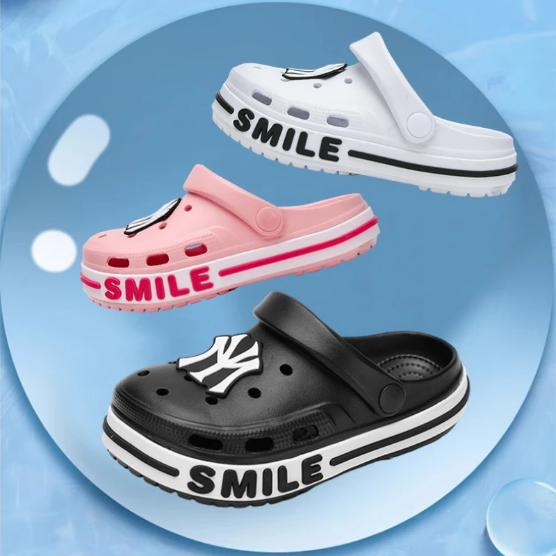 Kids Sandals Casual Clogs for Children Breathable Lightweight Summer Shoes Boys Girls Outdoor Beach Shoes Fashion Garden Shoes
Kids Sandals Casual Clogs for Children Breathable Lightweight Summer Shoes Boys Girls Outdoor Beach Shoes Fashion Garden Shoes