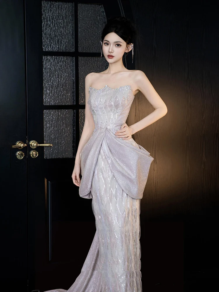 Ele Long Evening Gown for Wedding Reception Cus-Made Slim-Fit Bridal Dr with Strapl Fi-Tail Design Host Suit
Ele Long Evening Gown for Wedding Reception Cus-Made Slim-Fit Bridal Dr with Strapl Fi-Tail Design Host Suit