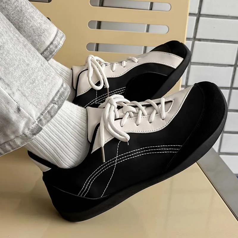 2026 New Versatile Casual Sports Fashion Trend Niche Quality Board Shoes Temperament Low Top Casual Men's Shoes Trend
2026 New Versatile Casual Sports Fashion Trend Niche Quality Board Shoes Temperament Low Top Casual Men's Shoes Trend