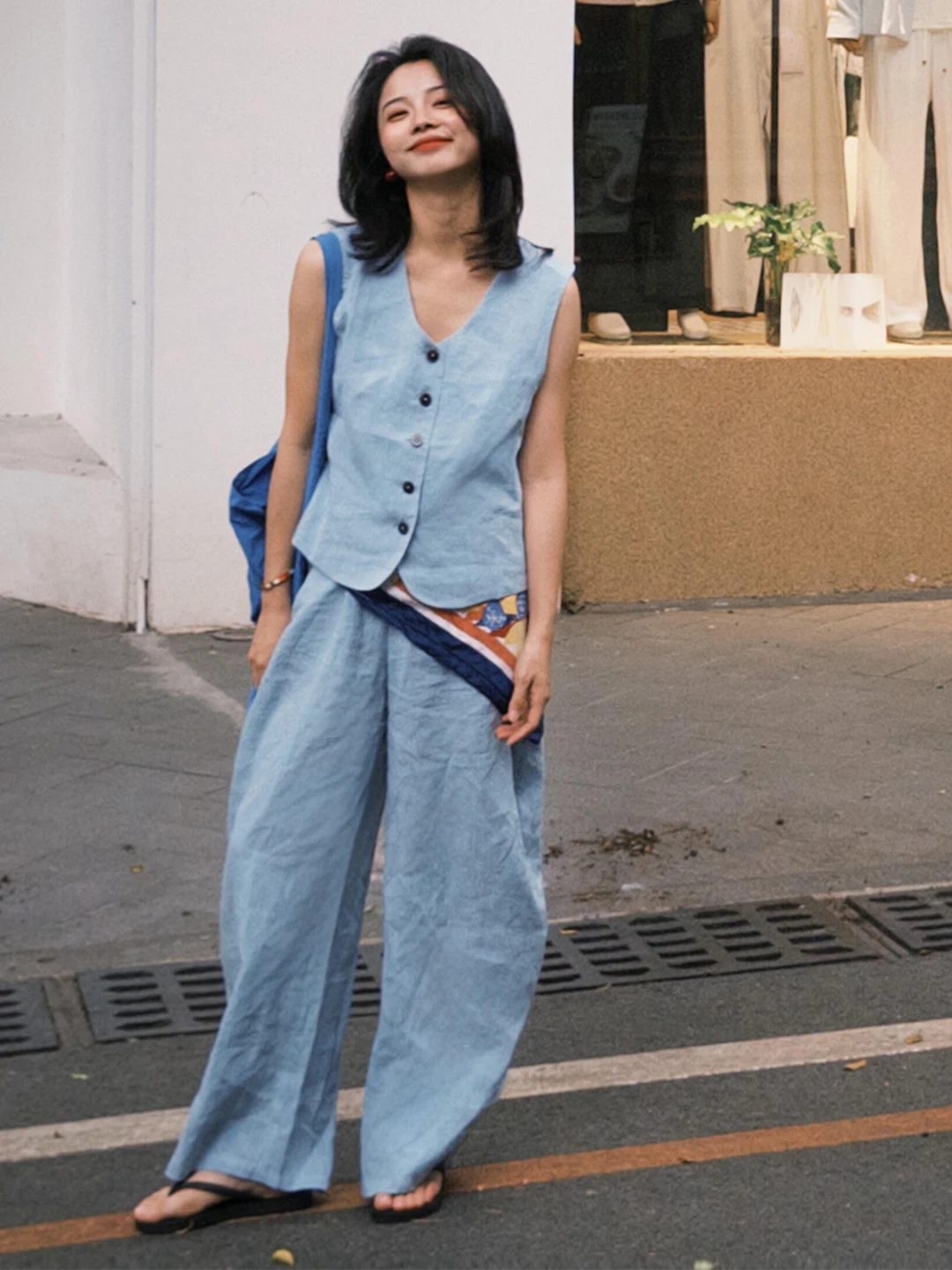 Casual Style Linen Vest Set Women's Summer Slimming Suit Wide Leg Pants Two Piece Set Fashionable Comfortable Commute Wear
Casual Style Linen Vest Set Women's Summer Slimming Suit Wide Leg Pants Two Piece Set Fashionable Comfortable Commute Wear