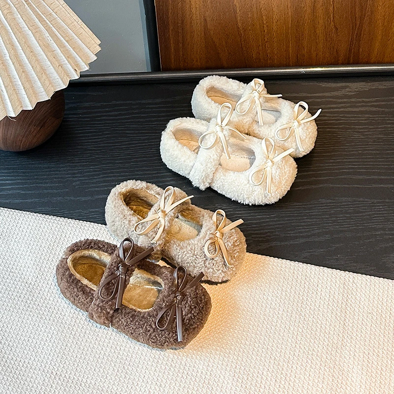 Kids Casual Shoes with Double Sweet Bows Girls Flat Shoes Soft Sole Round Toes 2025 Winter New Children Princess Moccasins Suede
Kids Casual Shoes with Double Sweet Bows Girls Flat Shoes Soft Sole Round Toes 2025 Winter New Children Princess Moccasins Suede