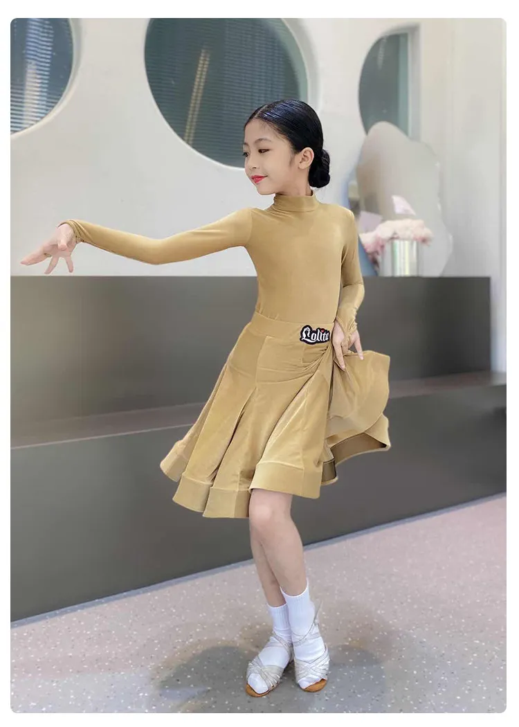 Girls Thin velvet Latin Dance Dress with Long Sleeves for Competition And Practice Kids Cha Rumba Dance Clothing
Girls Thin velvet Latin Dance Dress with Long Sleeves for Competition And Practice Kids Cha Rumba Dance Clothing