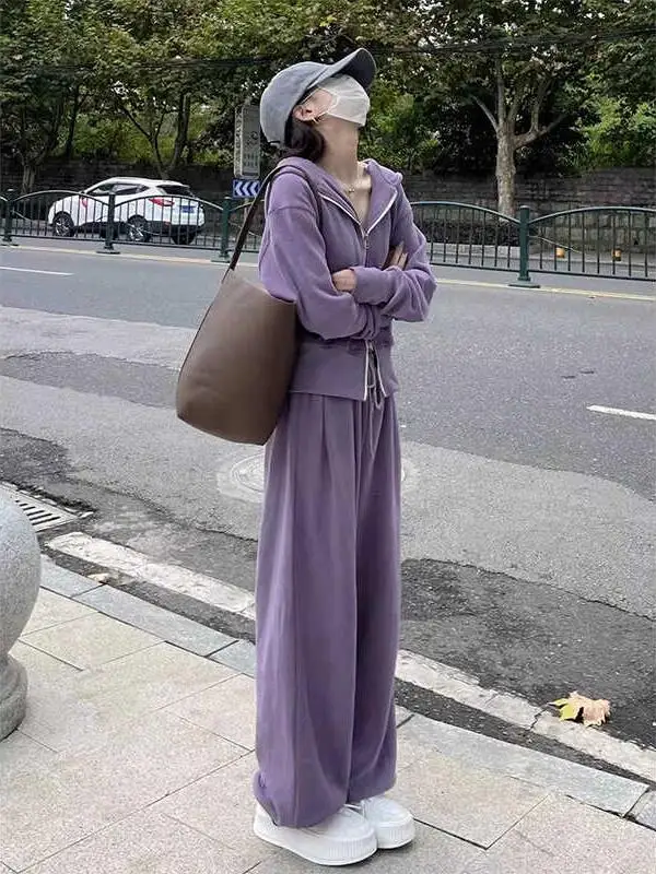 plus Size 300 Pounds Korean Style Casual Outfit Set Women's Hoodie Wide Leg Pants Sporty Two Piece Set for Plump Sister
plus Size 300 Pounds Korean Style Casual Outfit Set Women's Hoodie Wide Leg Pants Sporty Two Piece Set for Plump Sister