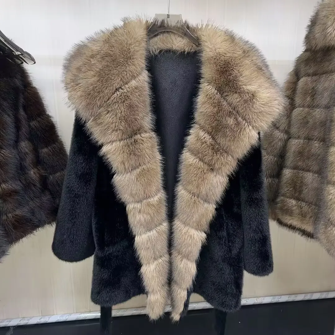 New faux mink and fox fur collar women's faux fur coat fashionable winter Integrated fur and leather faux fur jacket
New faux mink and fox fur collar women's faux fur coat fashionable winter Integrated fur and leather faux fur jacket