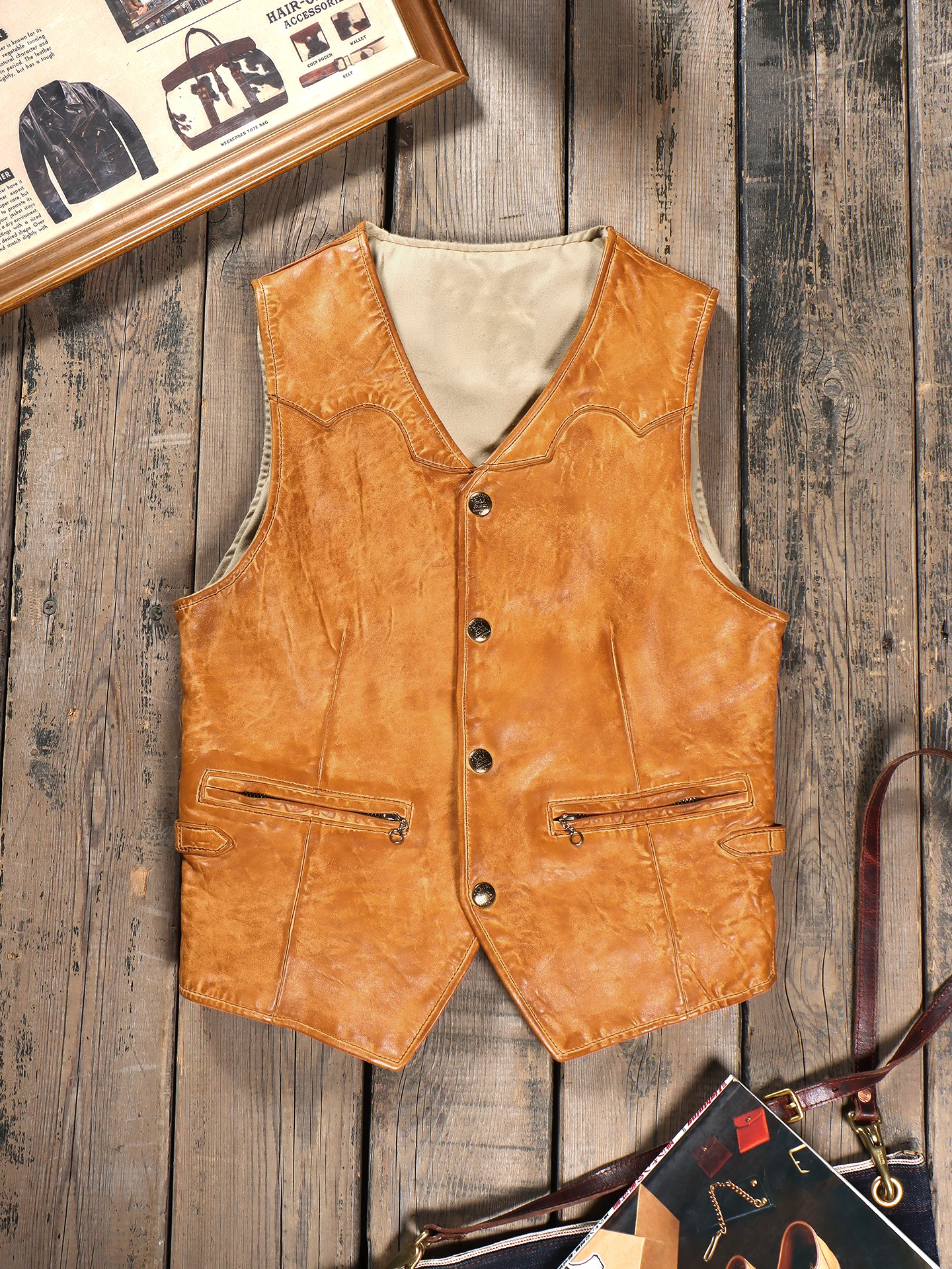 Waed Vintage Leather Vest Men's Real Leather Motorcycle Jaet Yellow Sunset Color V-Ne Zipper ket Faion Urban Sle
Waed Vintage Leather Vest Men's Real Leather Motorcycle Jaet Yellow Sunset Color V-Ne Zipper ket Faion Urban Sle