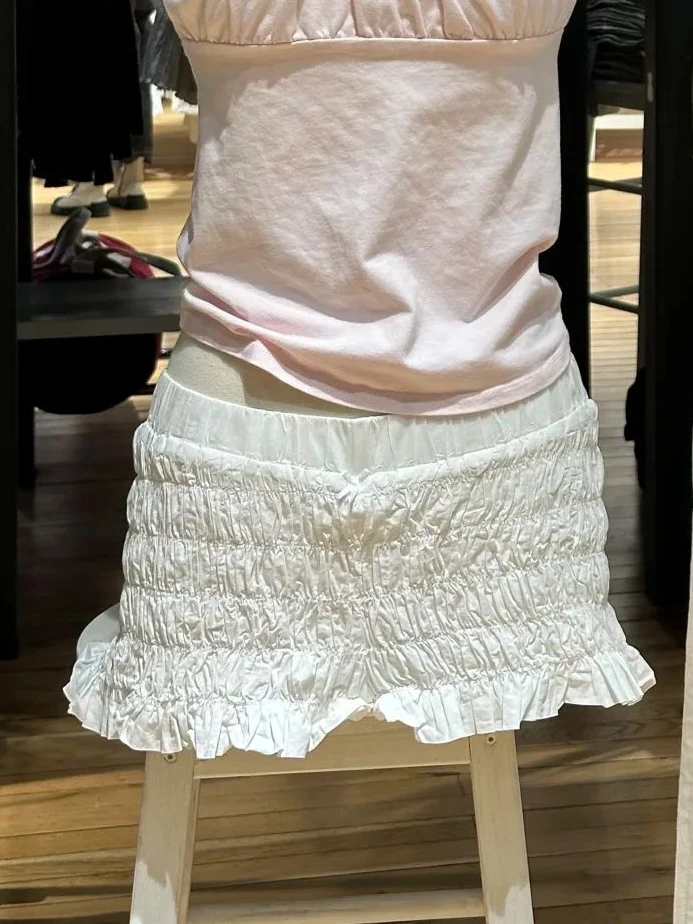 Folds Ruffles Straight Shorts Women Summer Bow Elastic Low Waist Short Pants Female Casual Sweet Cute Preppy Style Bottoms New
Folds Ruffles Straight Shorts Women Summer Bow Elastic Low Waist Short Pants Female Casual Sweet Cute Preppy Style Bottoms New